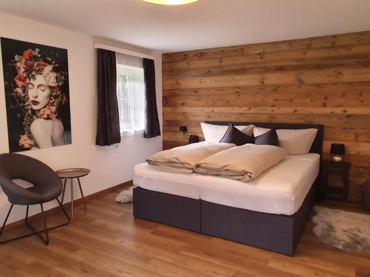 Landhaus Dornau Apartments Mayrhofen Extérieur photo